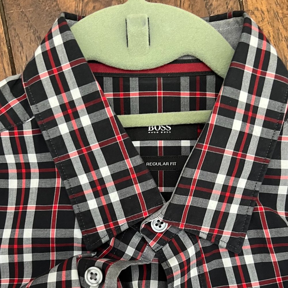 Huge Boss Weekender Shirt - Priced to sell!